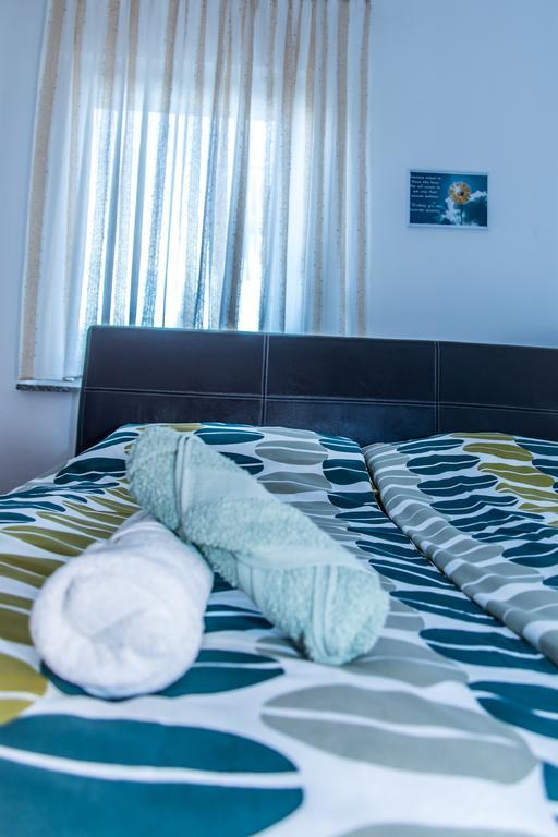 Apartment Flores Osijek Luaran gambar