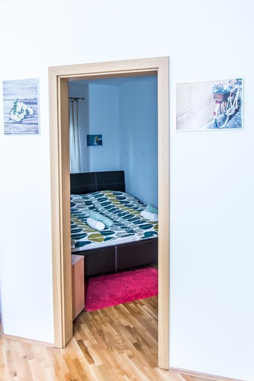 Apartment Flores Osijek Luaran gambar