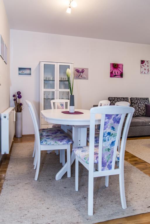 Apartment Flores Osijek Luaran gambar