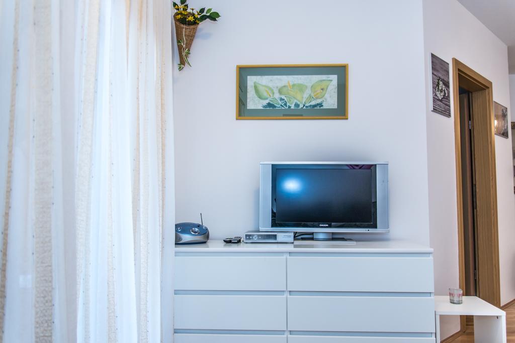 Apartment Flores Osijek Luaran gambar