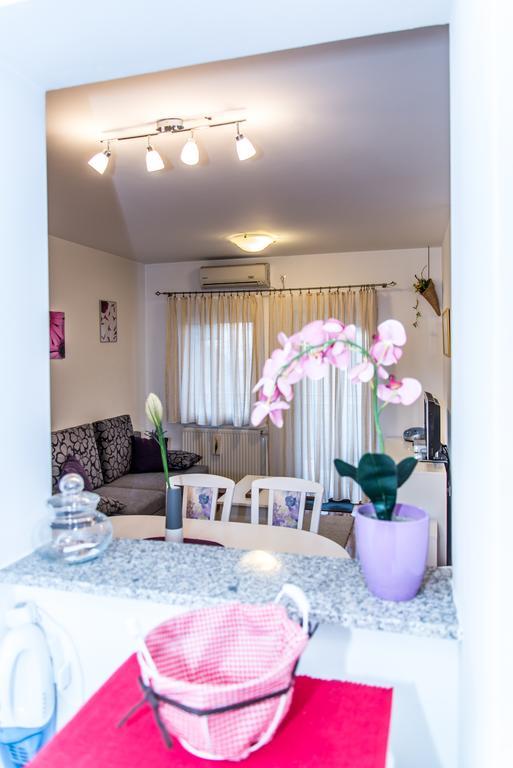 Apartment Flores Osijek Luaran gambar