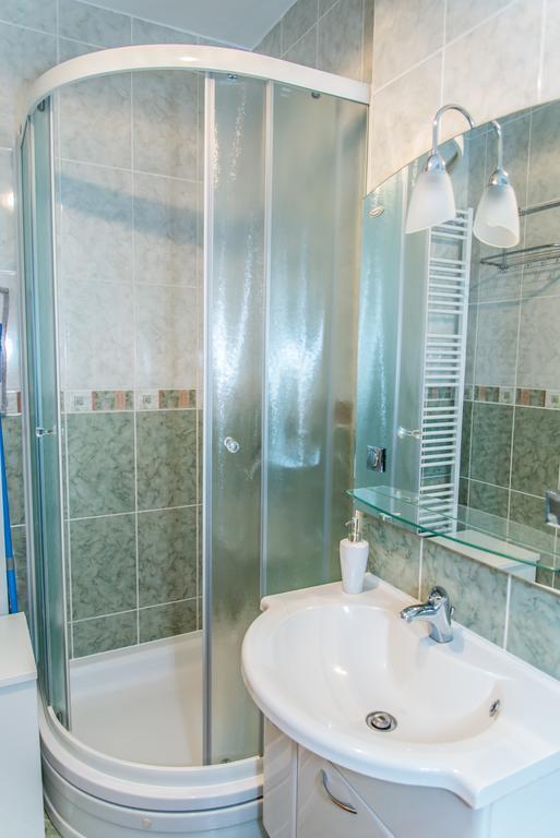 Apartment Flores Osijek Luaran gambar